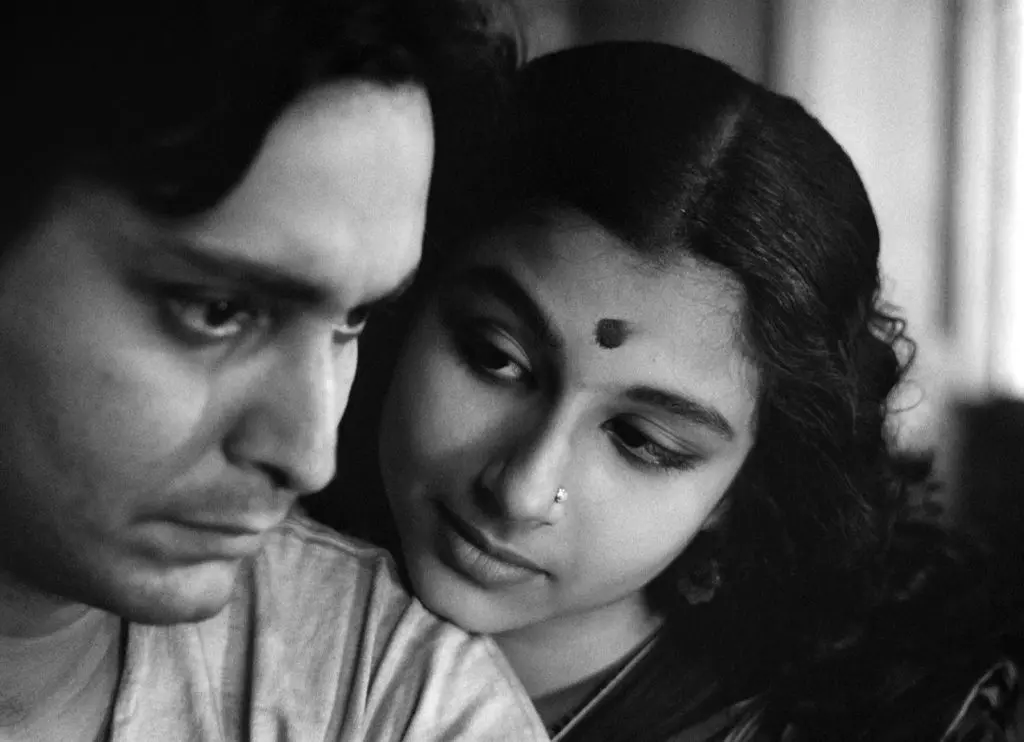 Apur Sansar - The World of Apu