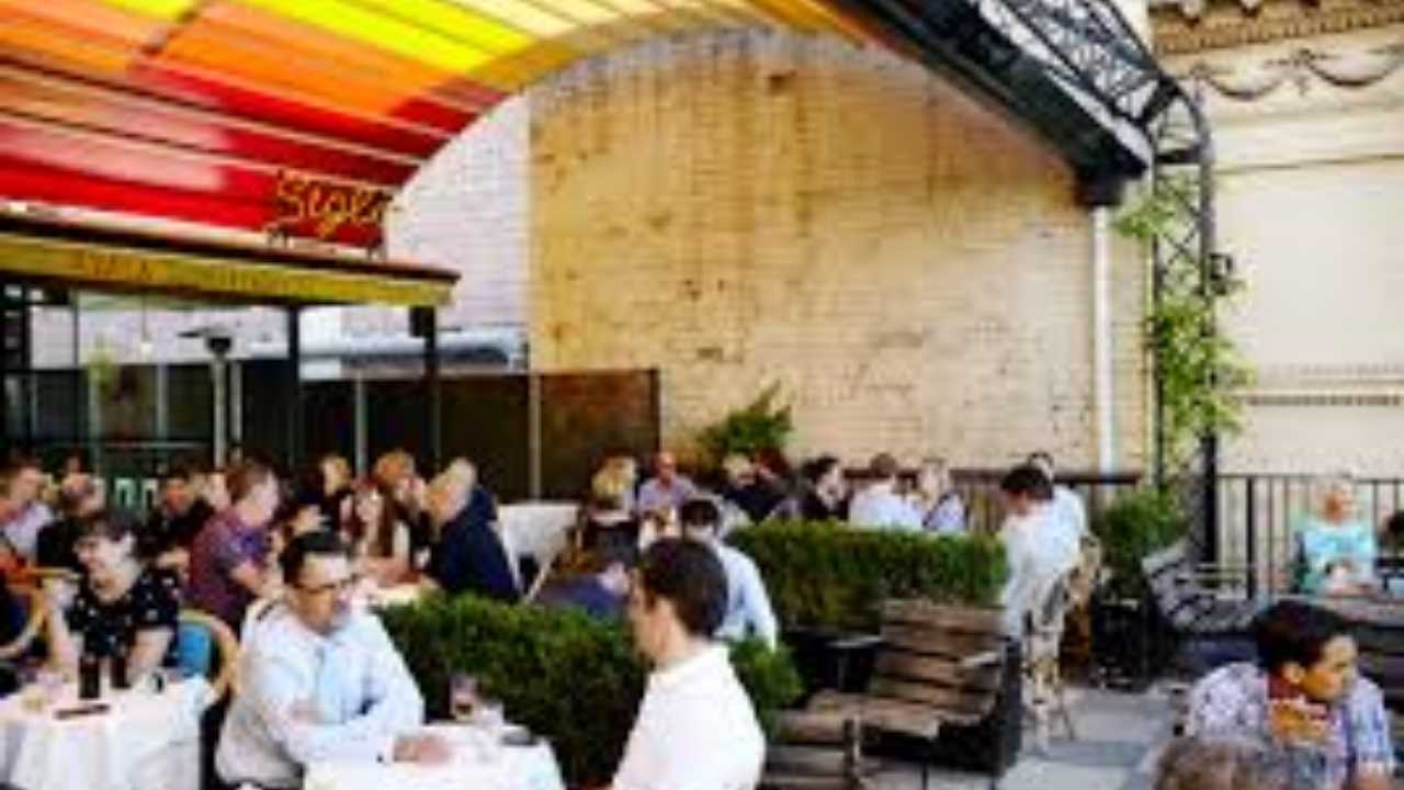 Melbourne Hangout Places