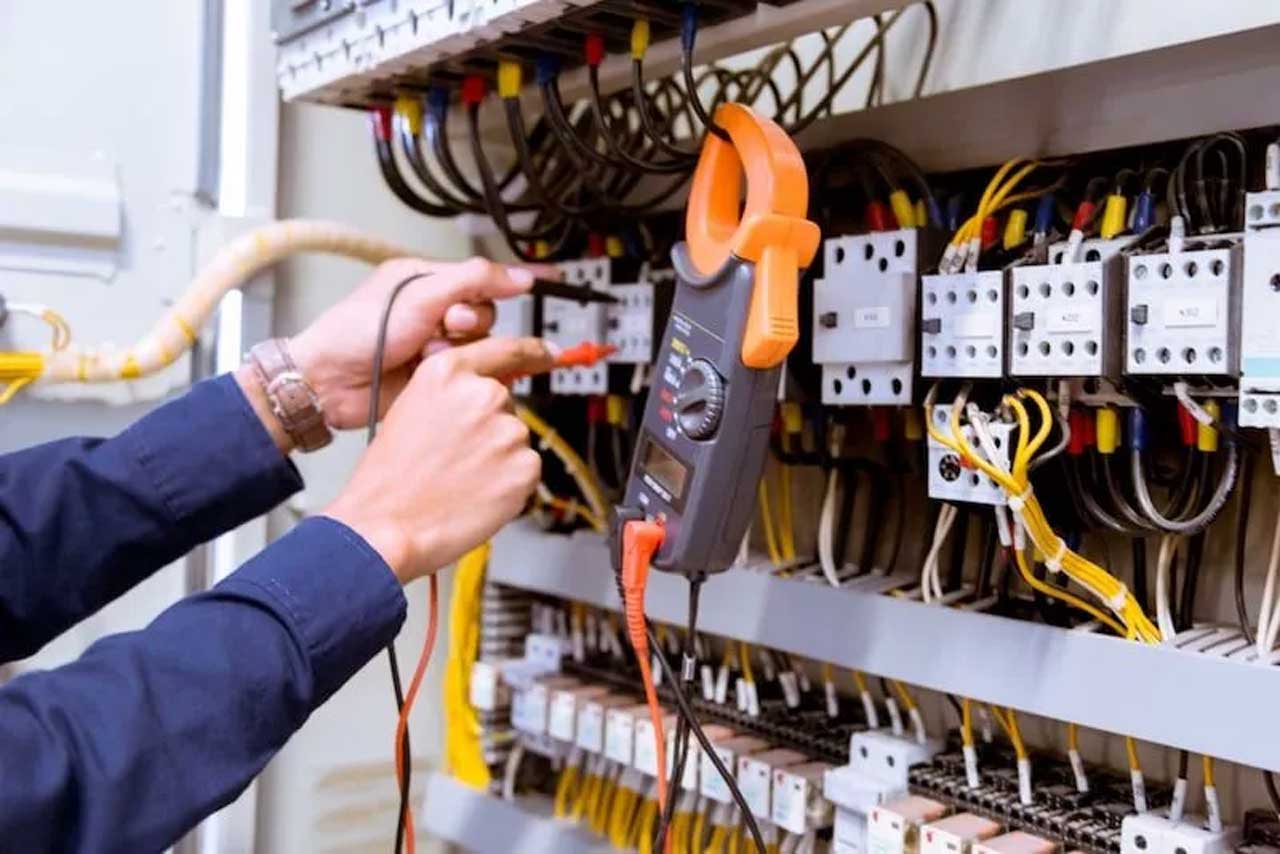 Licensed Electricians