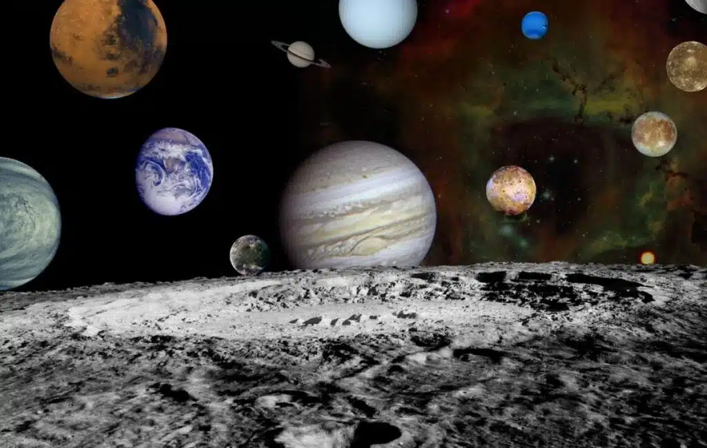 Voyager montage