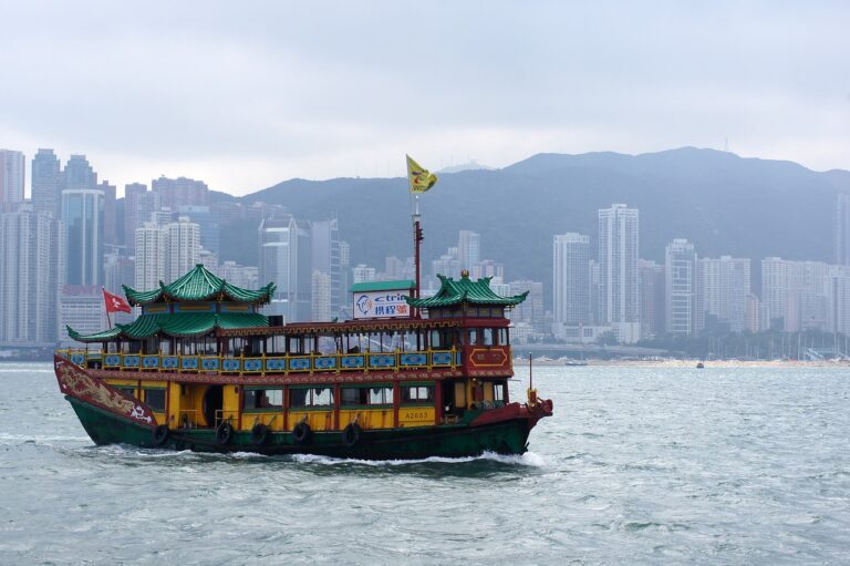 Hong Kong to Lift Flight Ban on 9 Countries from April