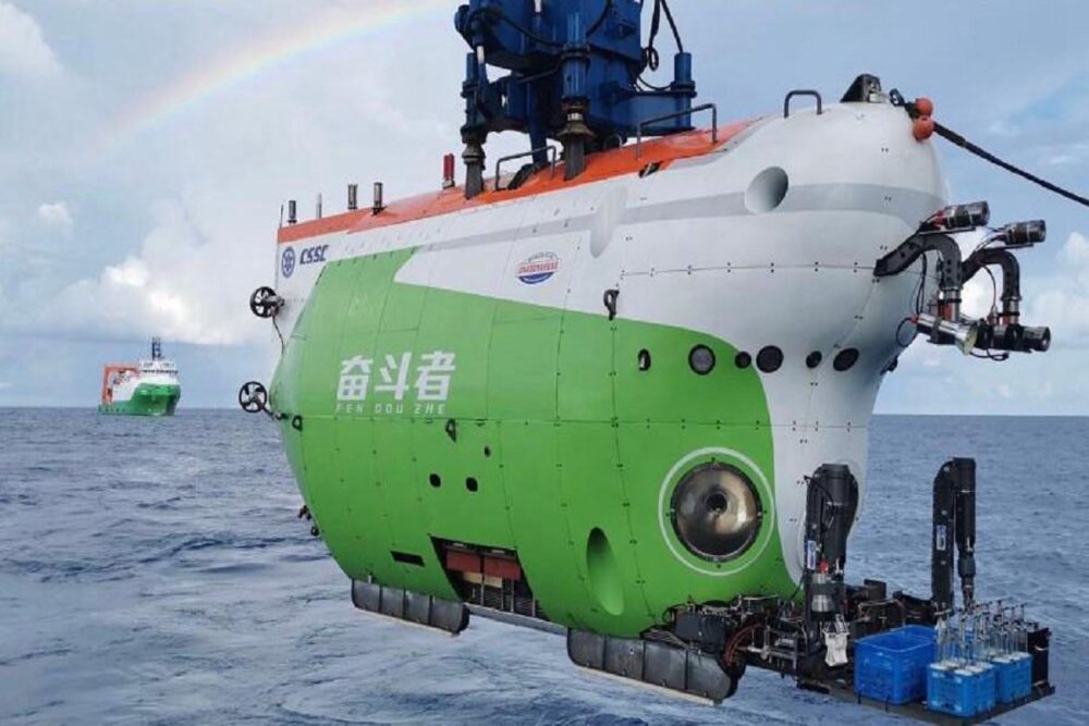 Deep Sea Scientific Exploration