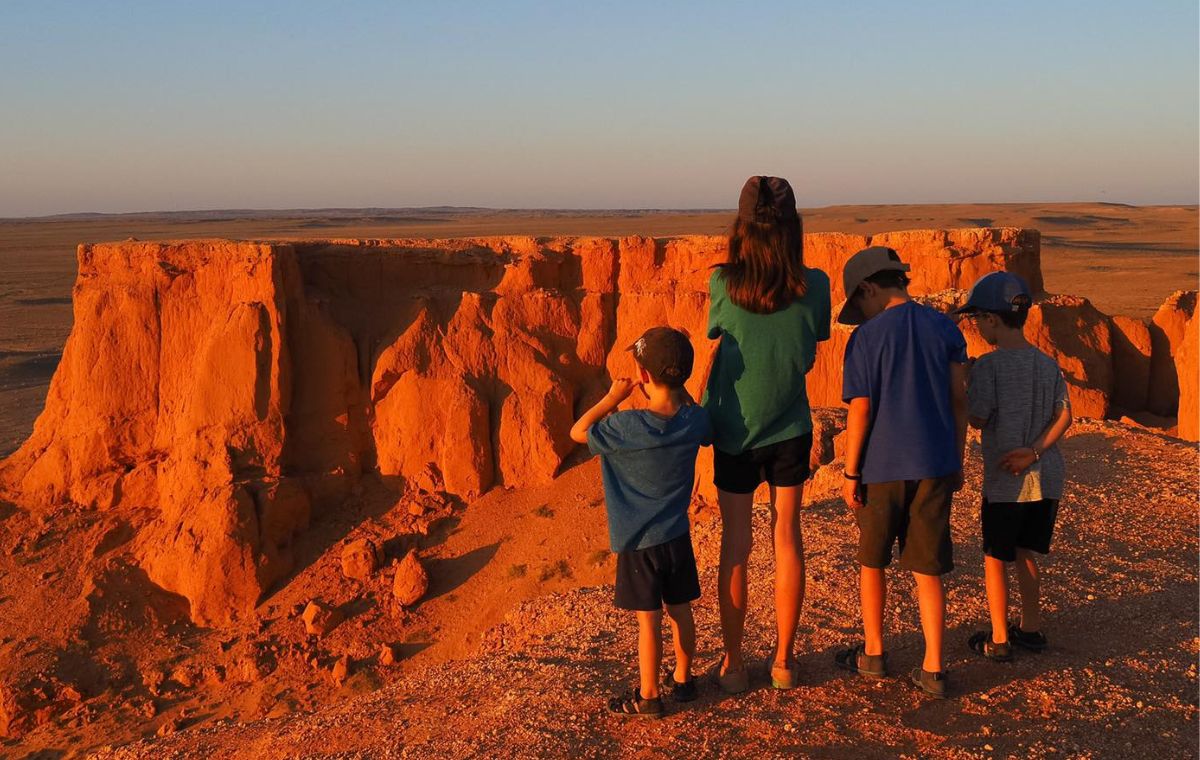 Canadian Family Travel Globally Before Their Children Lose Their Sight