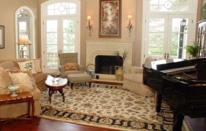 Ideas On Decorating With Fine Rugs