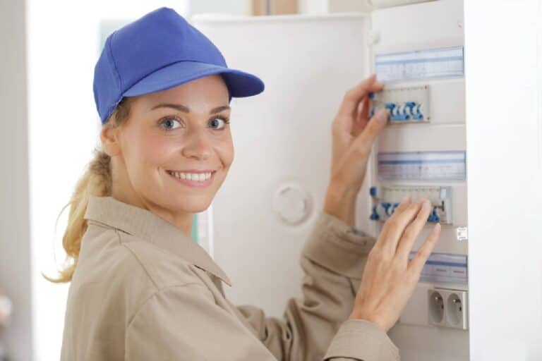 How To Keep Your Electrical Panel in Good Condition? Editorialge