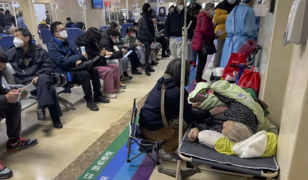 Beijing Hospital Beds Fill Up with COVID Cases