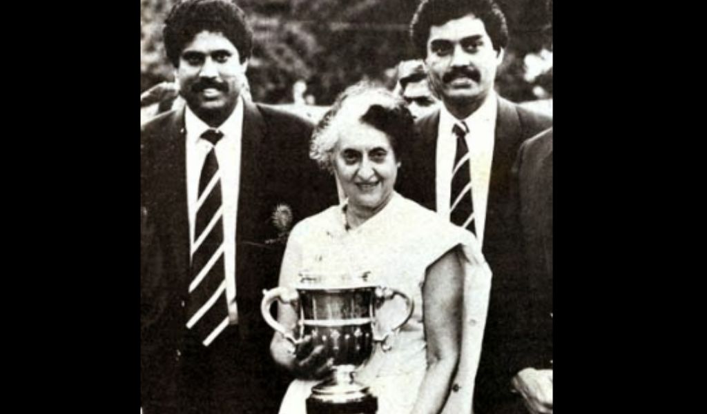 Kapil Dev hand Indira Gandhi WC 1983 Trophy