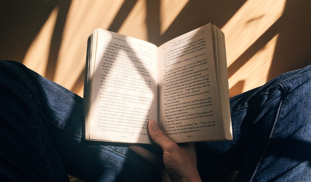 Best Books to Expand your Mind and Intelligence
