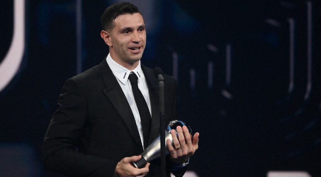 Emi Martinez wins FIFA's Best Goalkeeper award