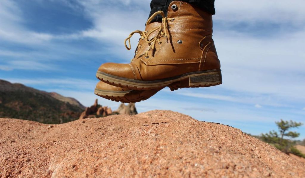 How to Choose Hiking Boots