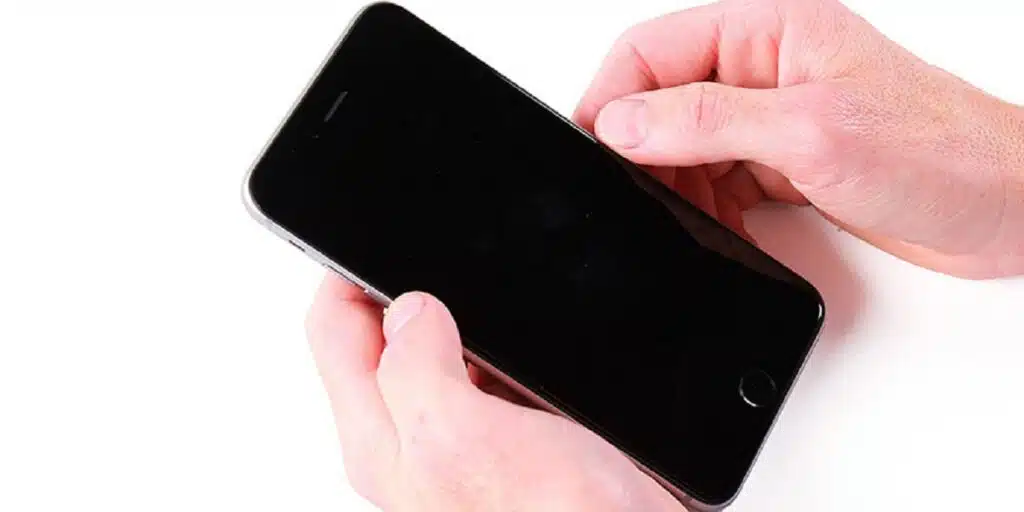 Screen Turns Off When Watching Video
