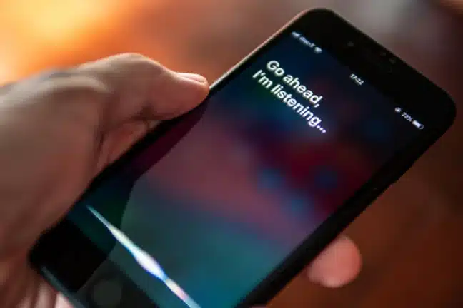 using siri to invert colors