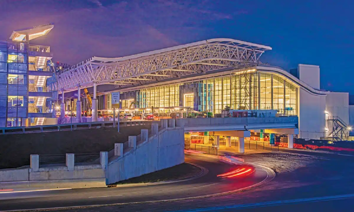 Charlotte Douglas International (CLT) 