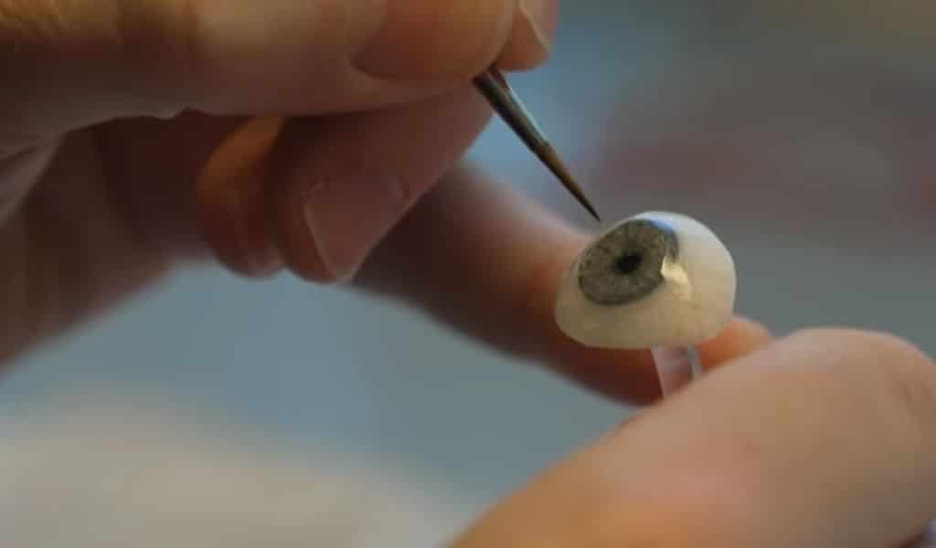 Artificial Eyes for Patients