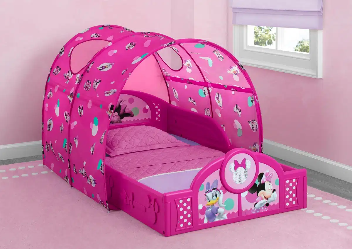 Disney Minnie Mouse Plastic Sleep and Play Toddler Bed