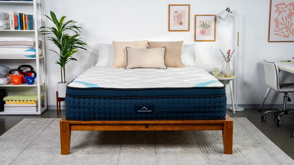 DreamCloud 14 inchTwin Mattress 