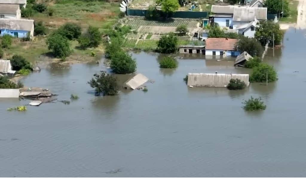 Ukraine floodwaters