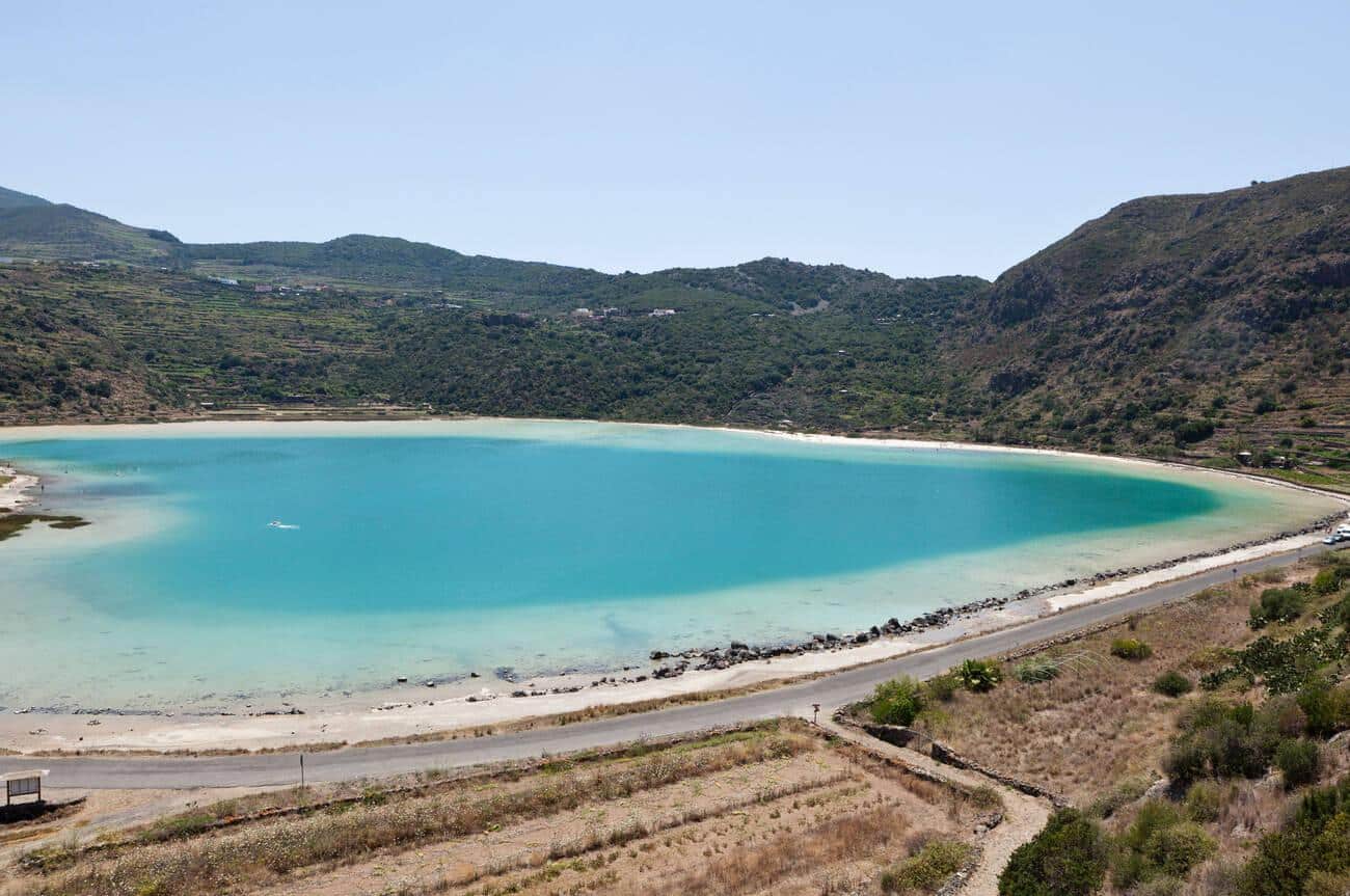 Lago Specchio di Venere, Pantelleria, Sicily, Italy