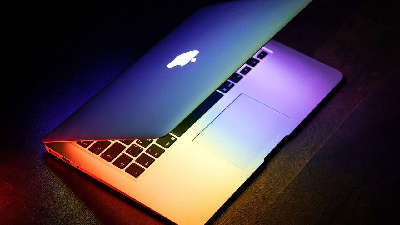 Apple to Launch Affordable MacBooks