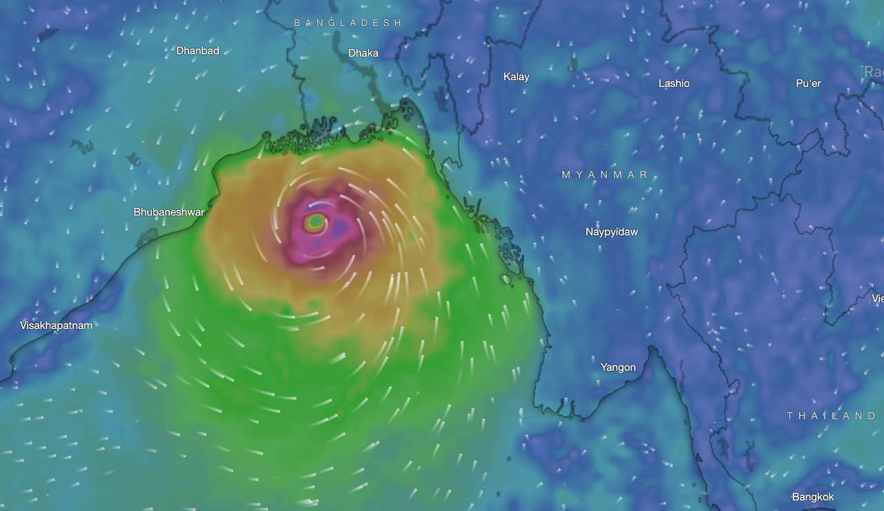 Cyclone Hamoon in Bangladesh