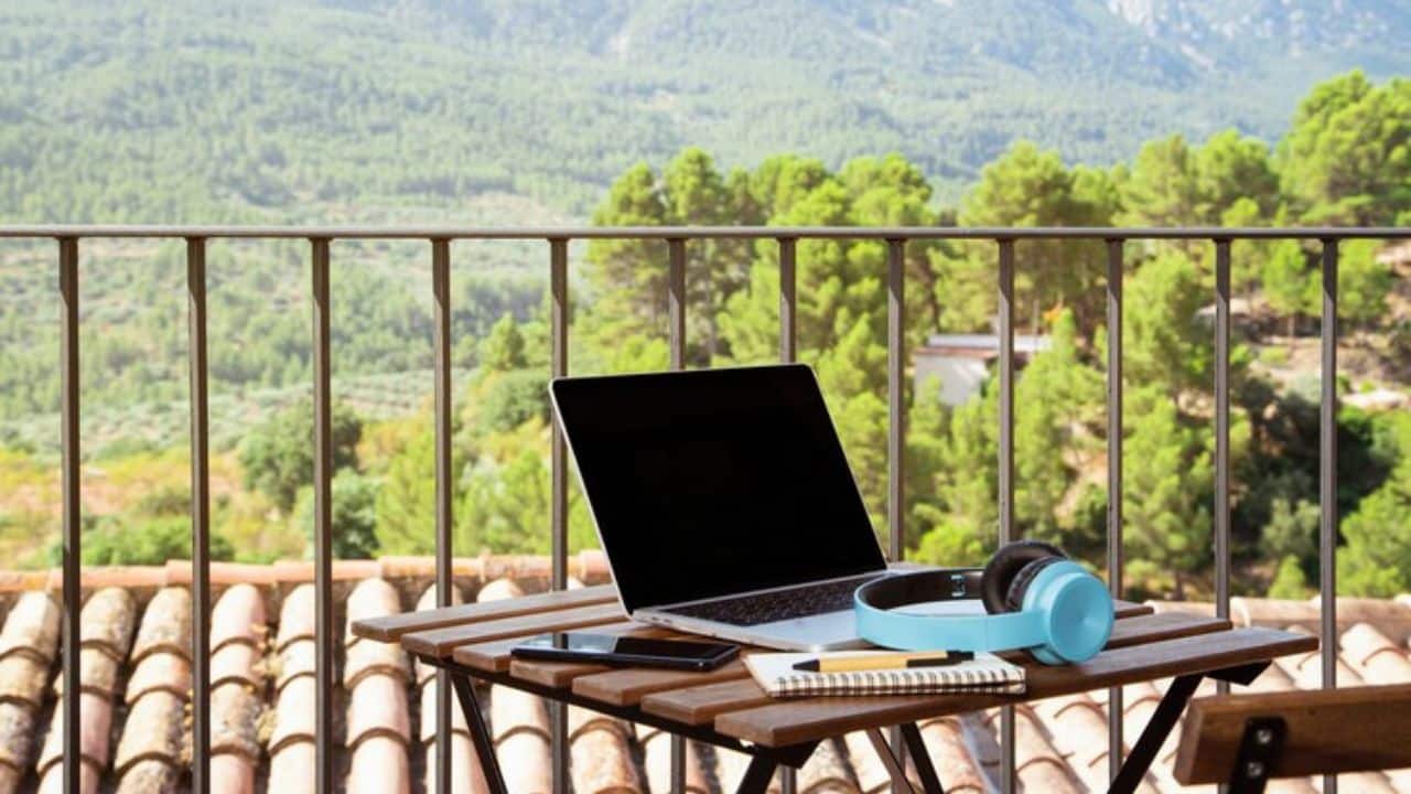 Top 10 Tropical Paradise Spots for Remote Workers