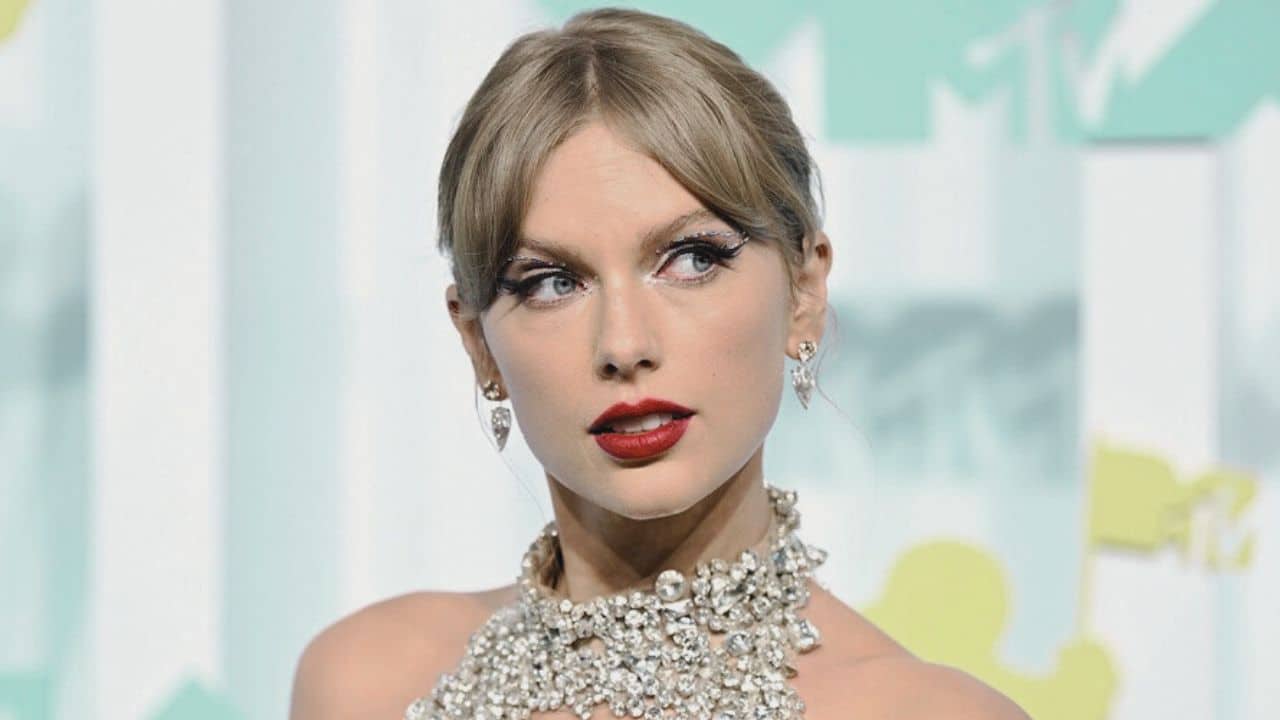 Taylor Swift's Tokyo to Super Bowl Dash