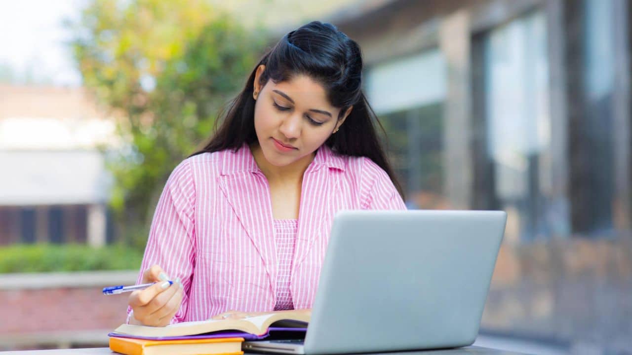 15 Unique Ways To Acquire Essay Writing Skills
