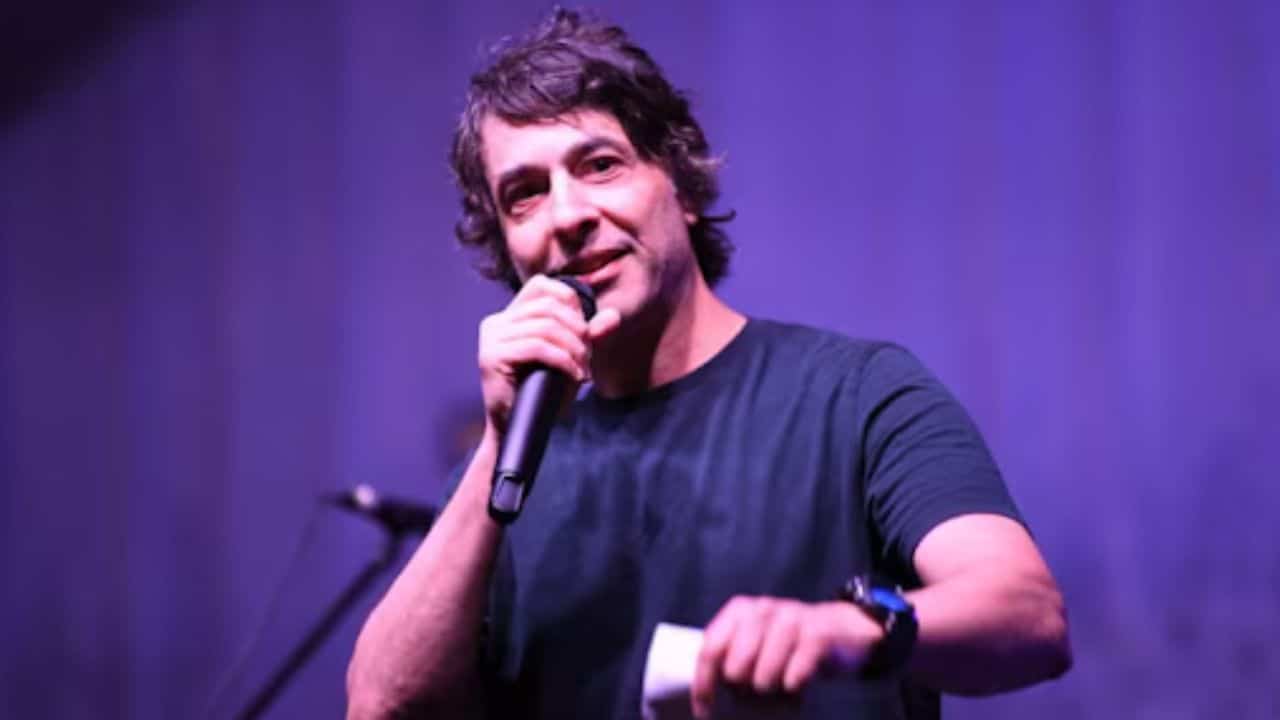 Arj Barker Speaks Out on Comedy Controversy