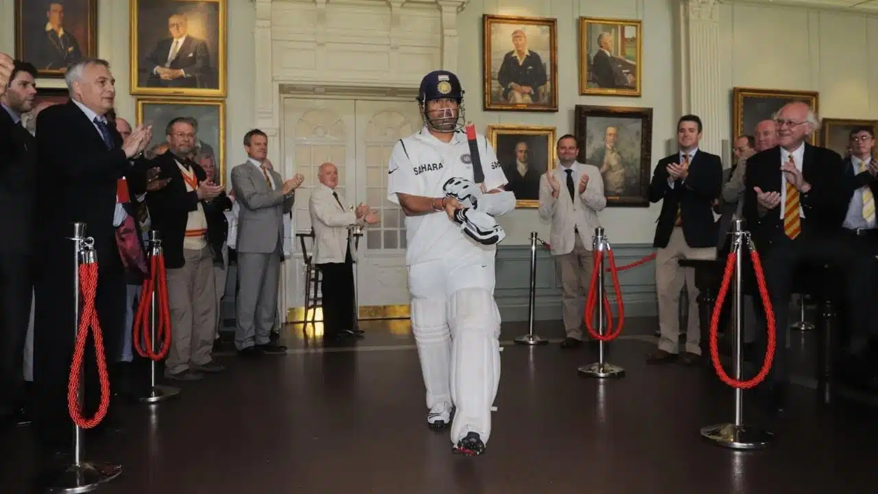 Happy Birthday Sachin Tendulkar: Why We Call him the 'God of Cricket'?