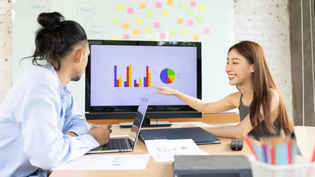 How Data Analytics is Driving the Future of Shopping