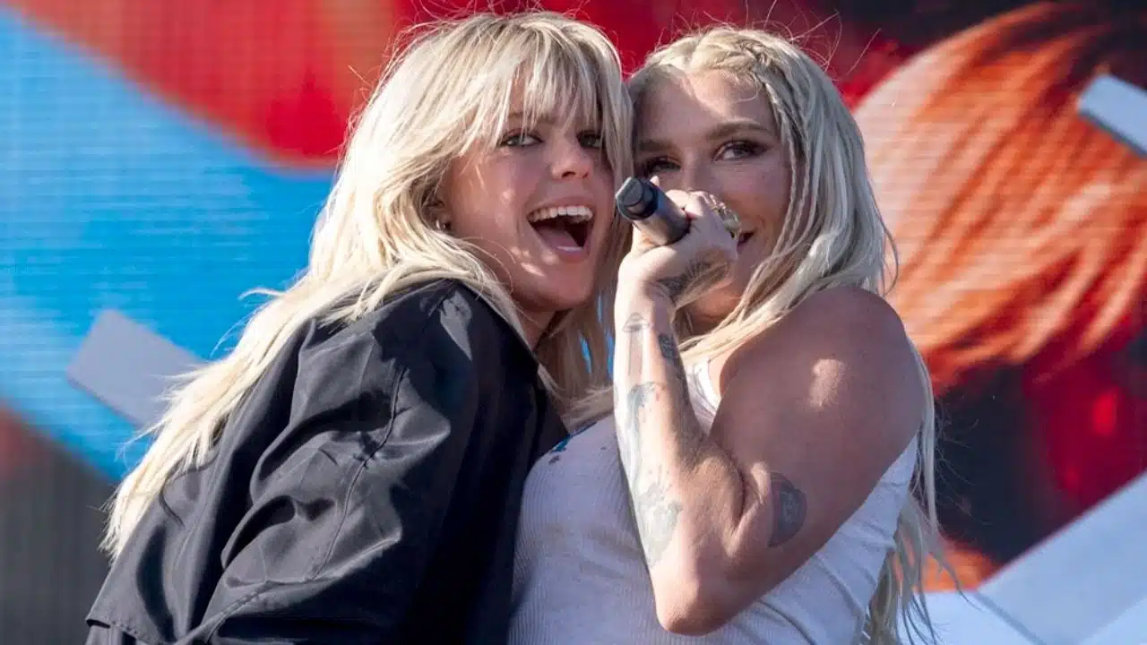 Kesha Stuns Coachella with ‘Tik Tok’ Remix ft. Diddy Lyrics