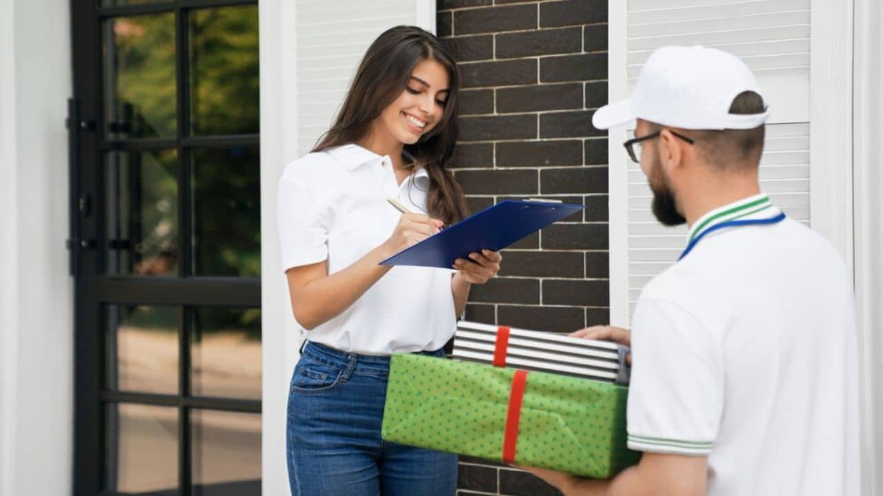5 Delivery Strategies to Enhance Customer Experience