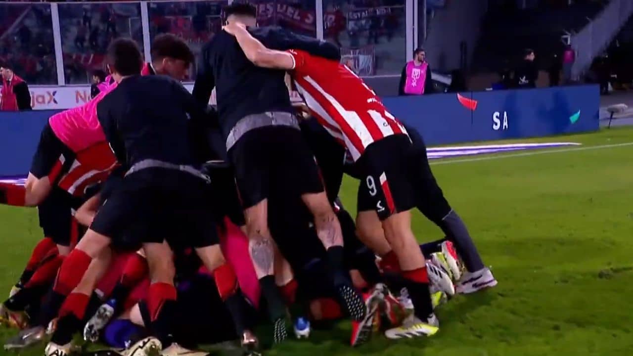 Estudiantes beats boca juniors penalties league cup final