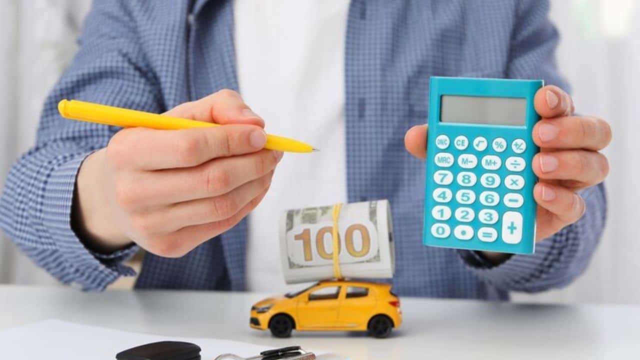 How to Calculate Monthly Payments for Auto Loans