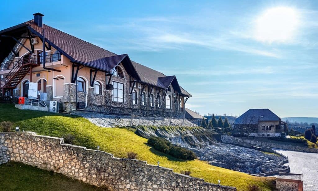 Best Locations in Scotland for Buying a Holiday Home