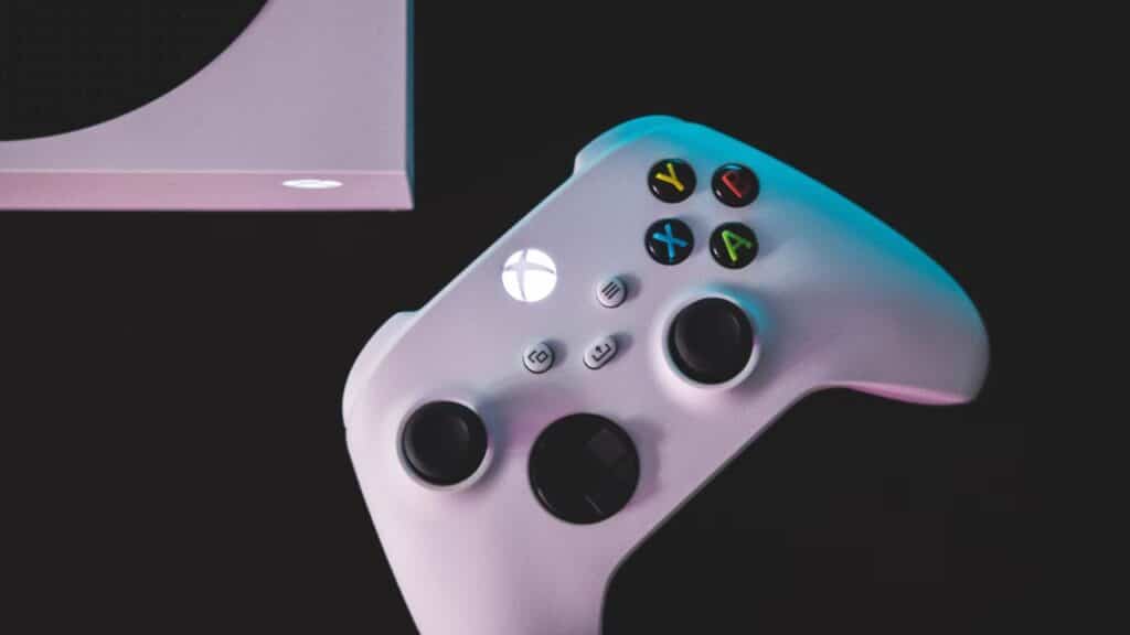 Xbox CEO Set on Supporting Self-Contained Games