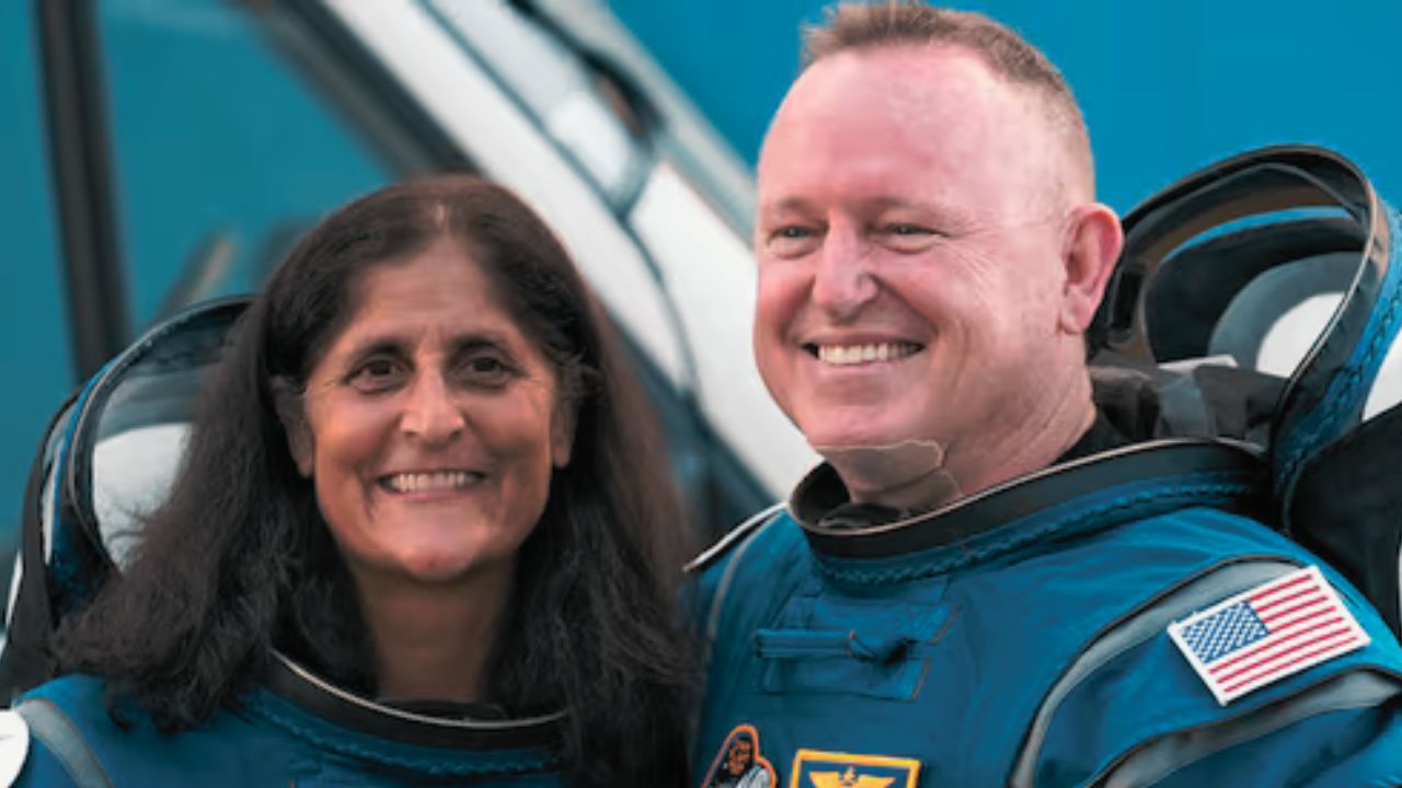 nasa astronaut returns daughter emotional reaction