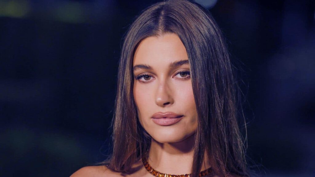 hailey justin bieber breakup rumor instagram livestream
