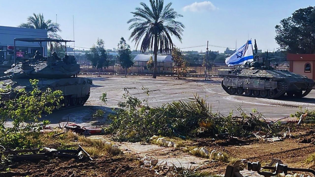 israel intensifies gaza strikes after us hostage release