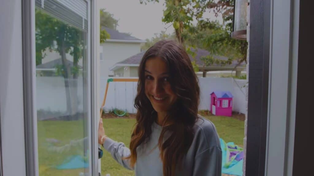 How Old is Kat Stickler