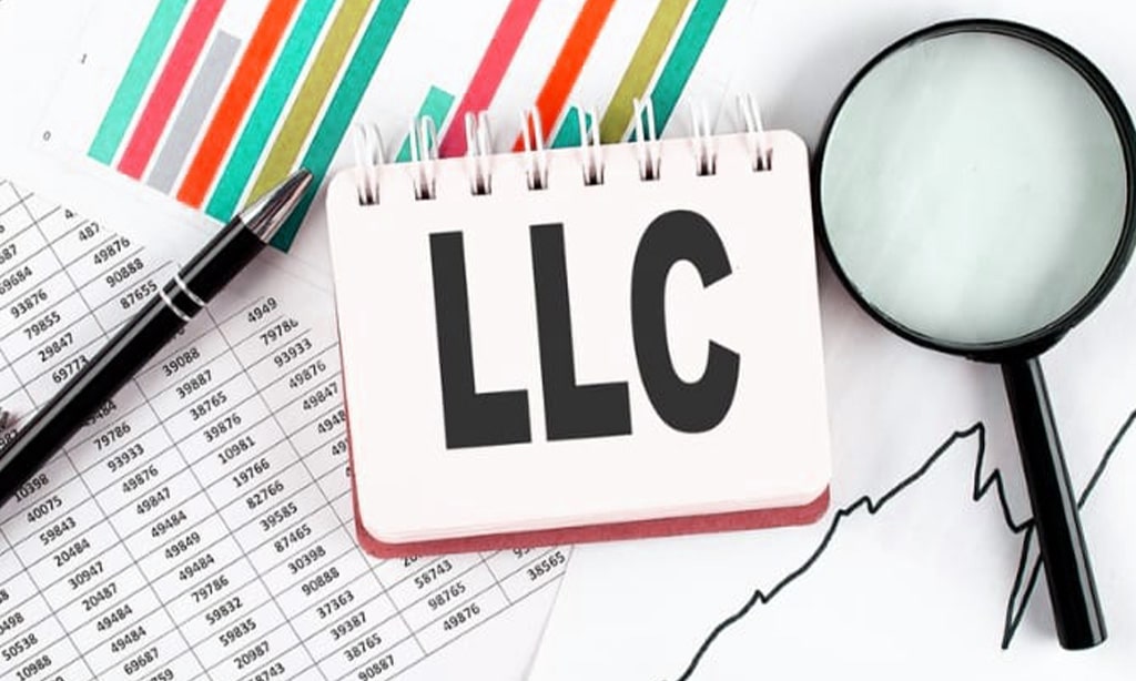 Pros and Cons of an LLC for Tax Efficiency