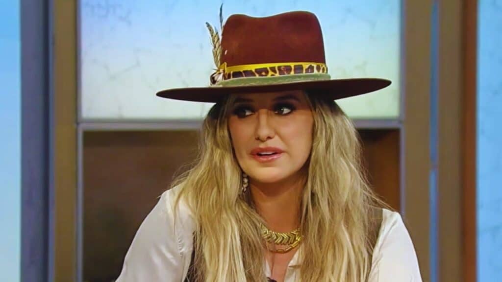 How Did Lainey Wilson Lose Weight