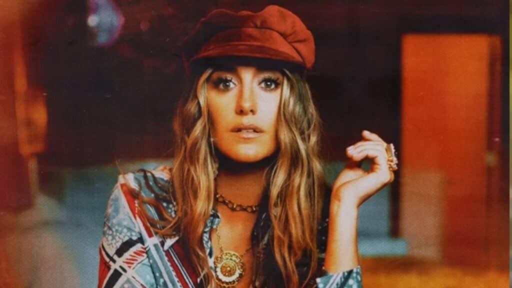 How Old Is Lainey Wilson