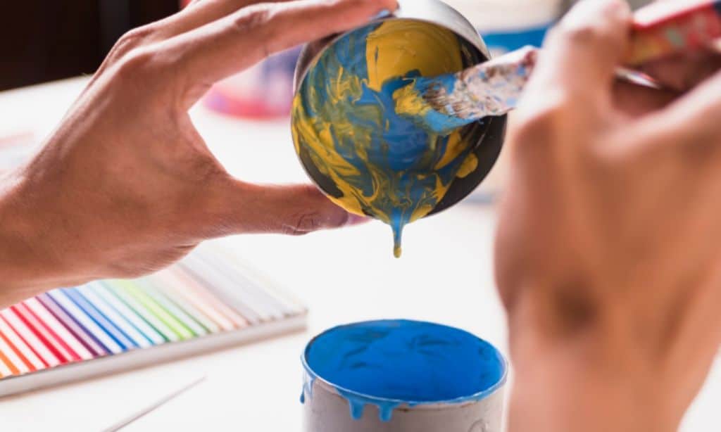 What are the eco-friendly features of Green Planet Paints