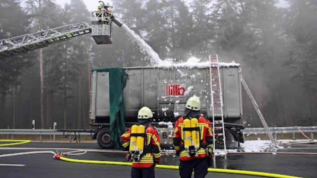 avoid truck accidents