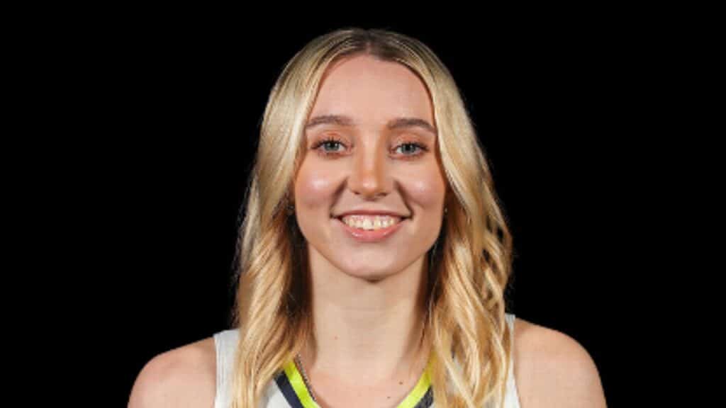 Is Paige Bueckers Single