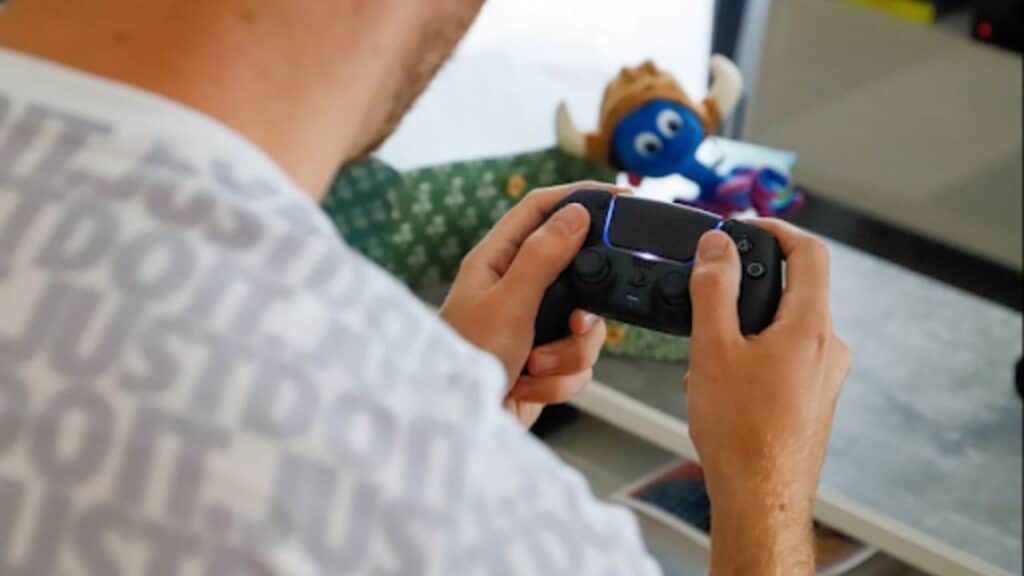 PS5 DualSense controller innovation