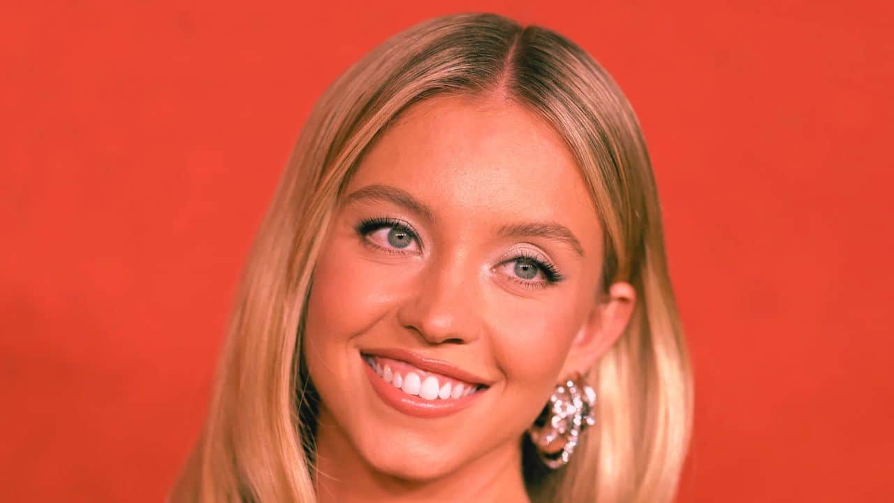 sydney sweeney american eagle campaign criticism