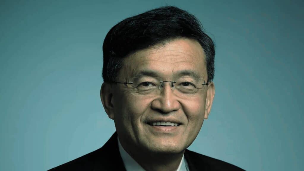 trump calls for intel boss resignation china concerns