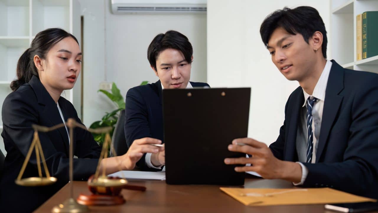 Breaking Barriers How Bilingual Legal Support Changes Lives